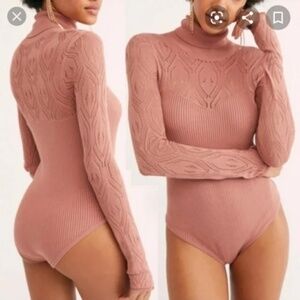 Intimately by Free People Mauve Lace Mock Neck Long Sleeve Bodysuit – Size M